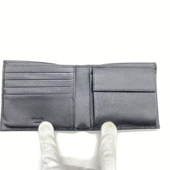 Prada Saffiano Leather Bifold Wallet Black - Picture 5 of 10